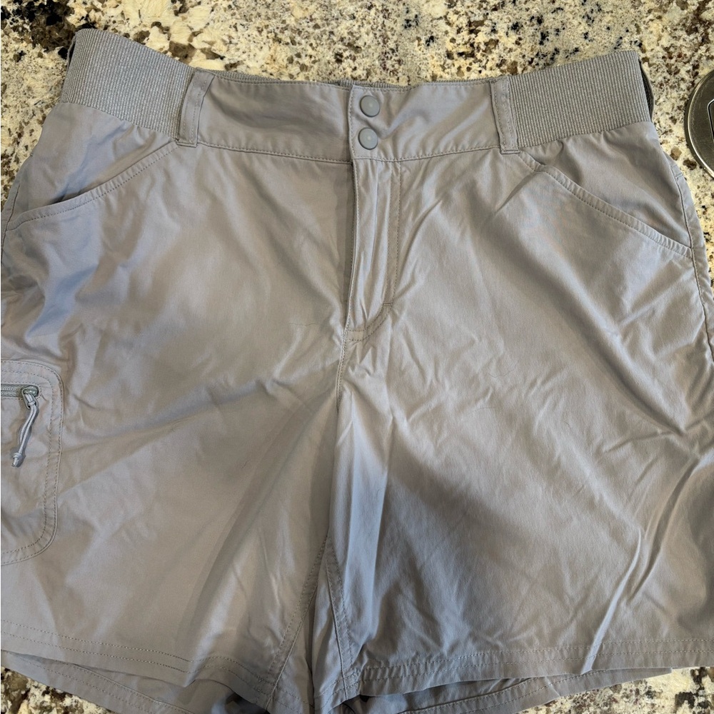 Cabela’s Woman Casual Shorts